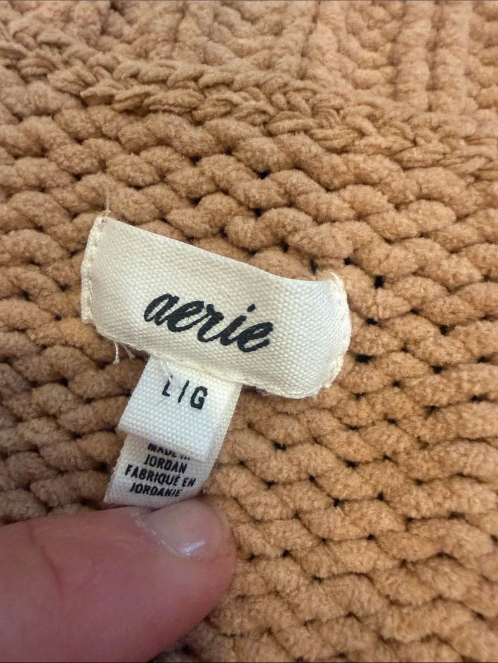 aerie like Candy Crewneck Sweater in Tan Size Large - C47-042